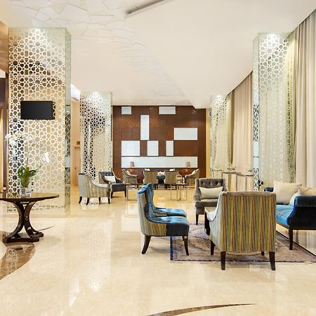 Hotel Santika Gresik Екстериор снимка