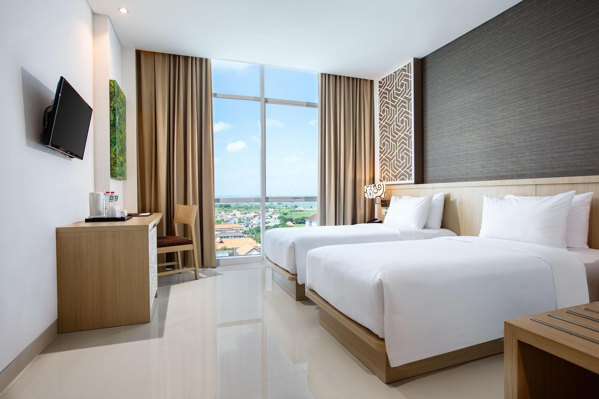 Hotel Santika Gresik Екстериор снимка