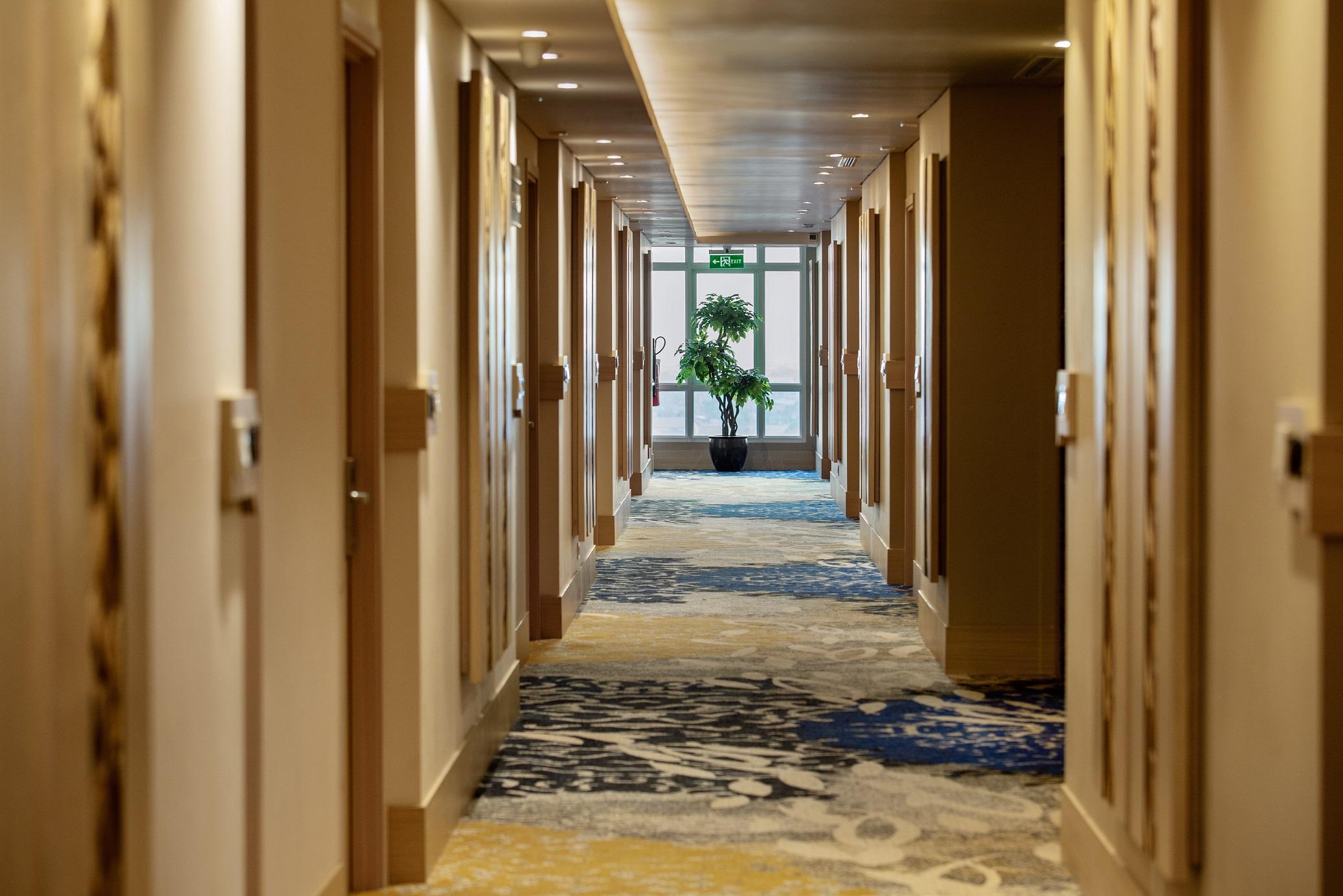 Hotel Santika Gresik Екстериор снимка